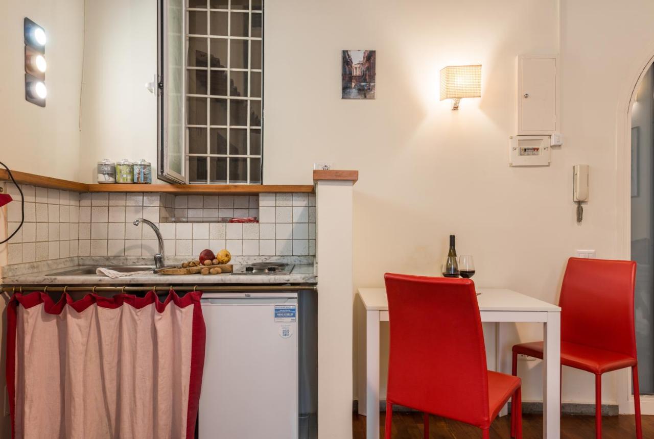 Colosseum Townhouse Рим Экстерьер фото